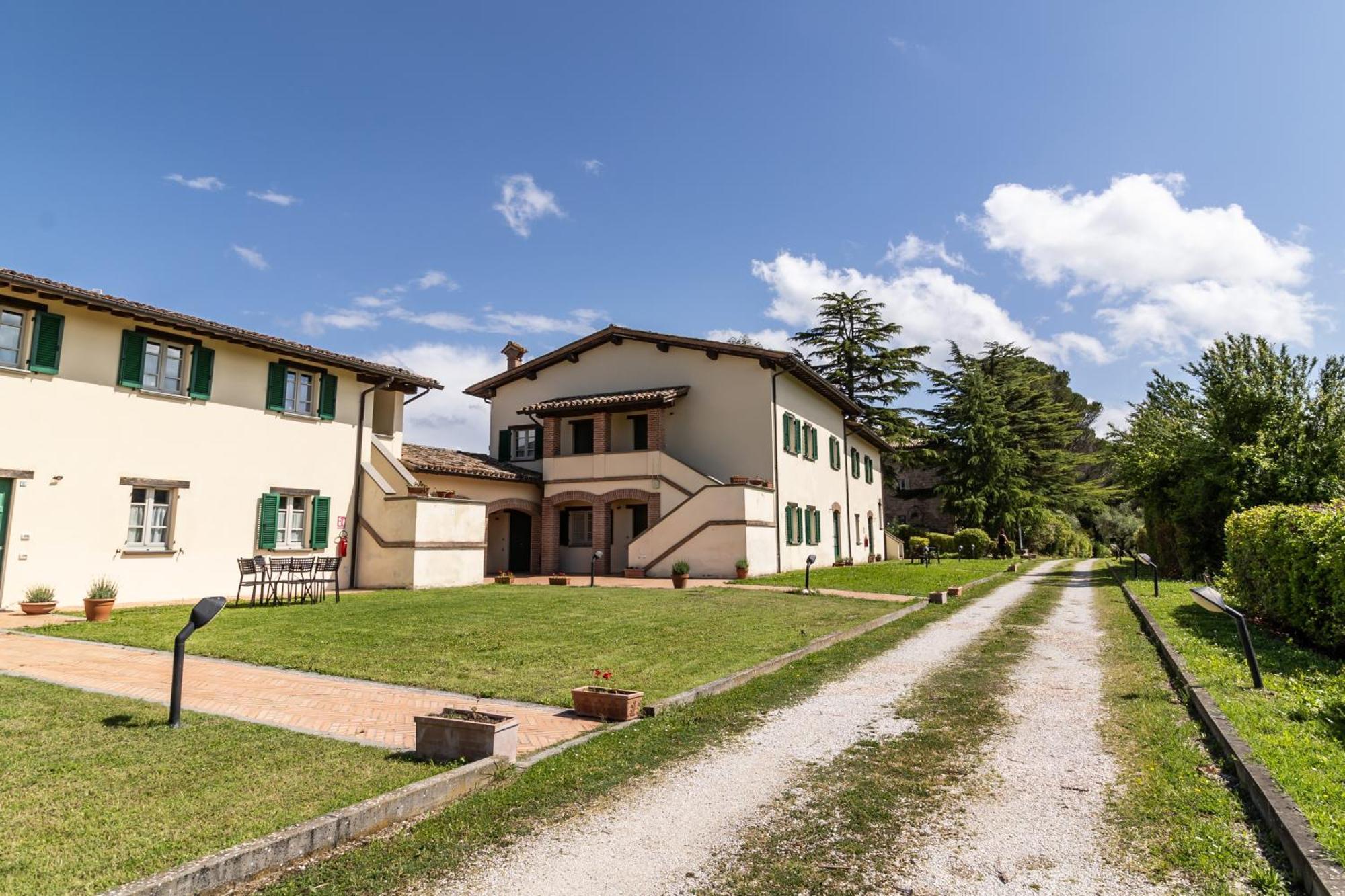 גוביו Tenuta Borgo San Michele מראה חיצוני תמונה